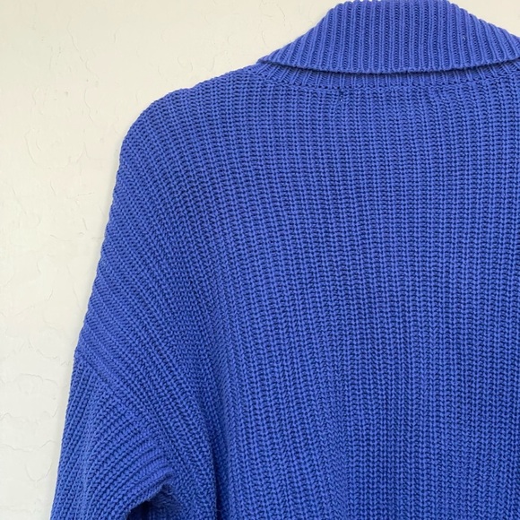 Lovers + friends blue knit turtleneck sweater size medium - Picture 4 of 5